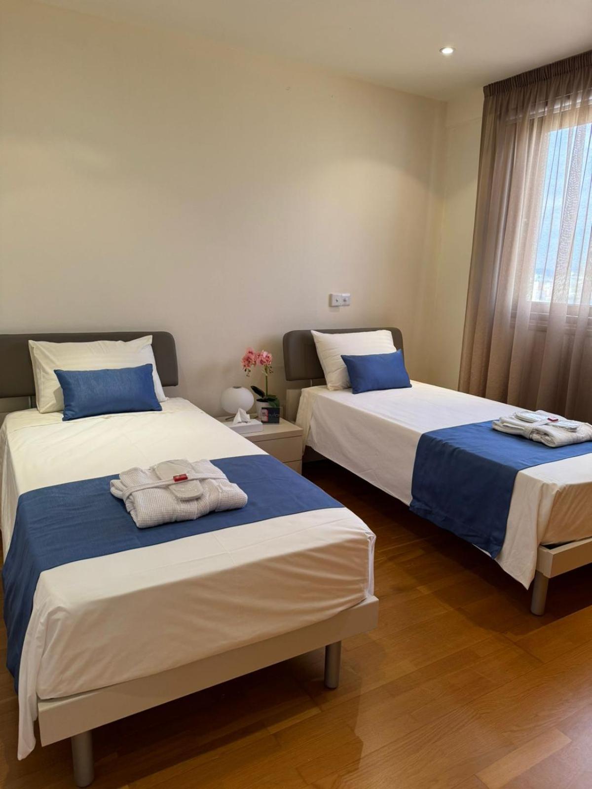 11 Suites - Golden Sunrise Suite Larnaca Ruang foto