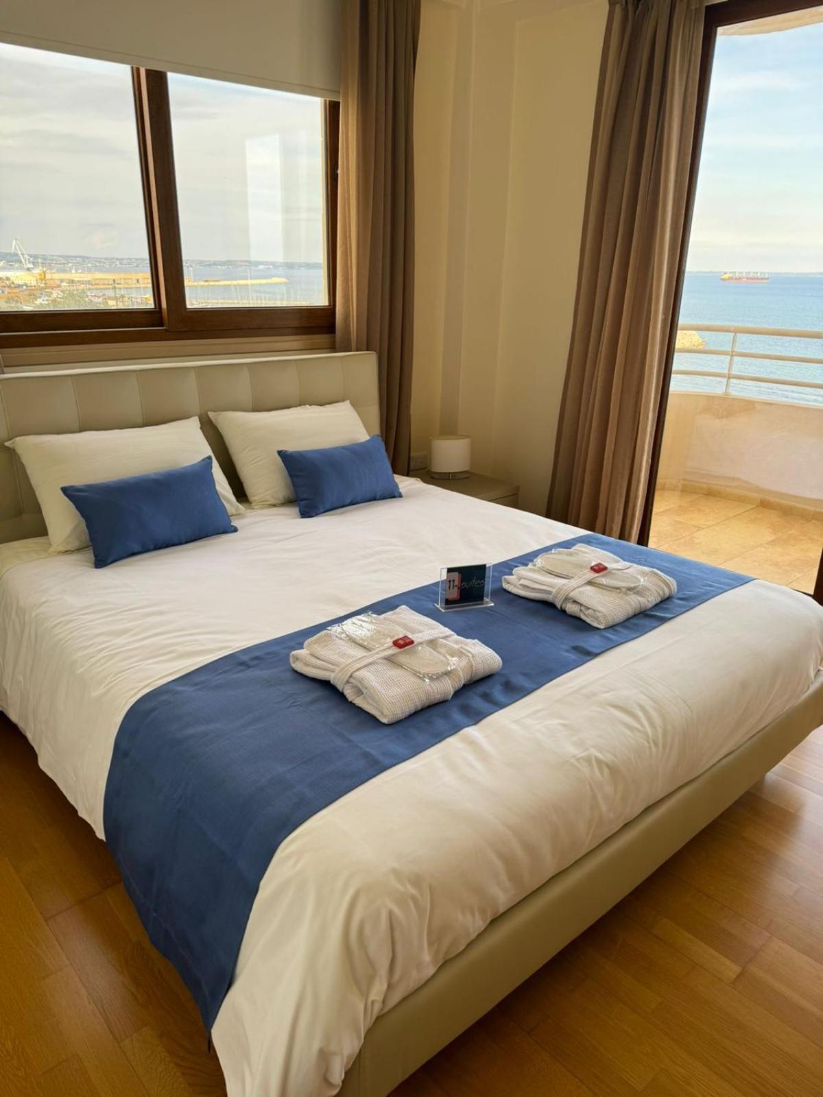 11 Suites - Golden Sunrise Suite Larnaca Ruang foto